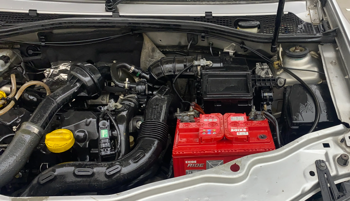 2017 Renault Duster 85 PS RXS MT DIESEL, Diesel, Manual, 1,00,850 km, Engine View - Left