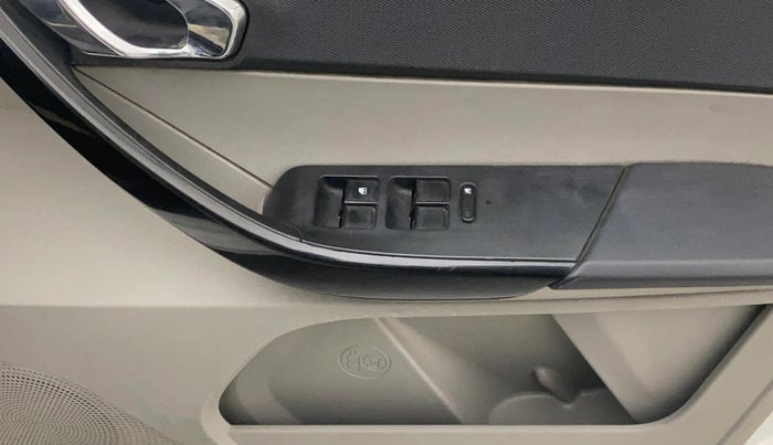 2019 Tata Tiago XZ PETROL, CNG, Manual, 83,500 km, Driver Side Door Panels Control