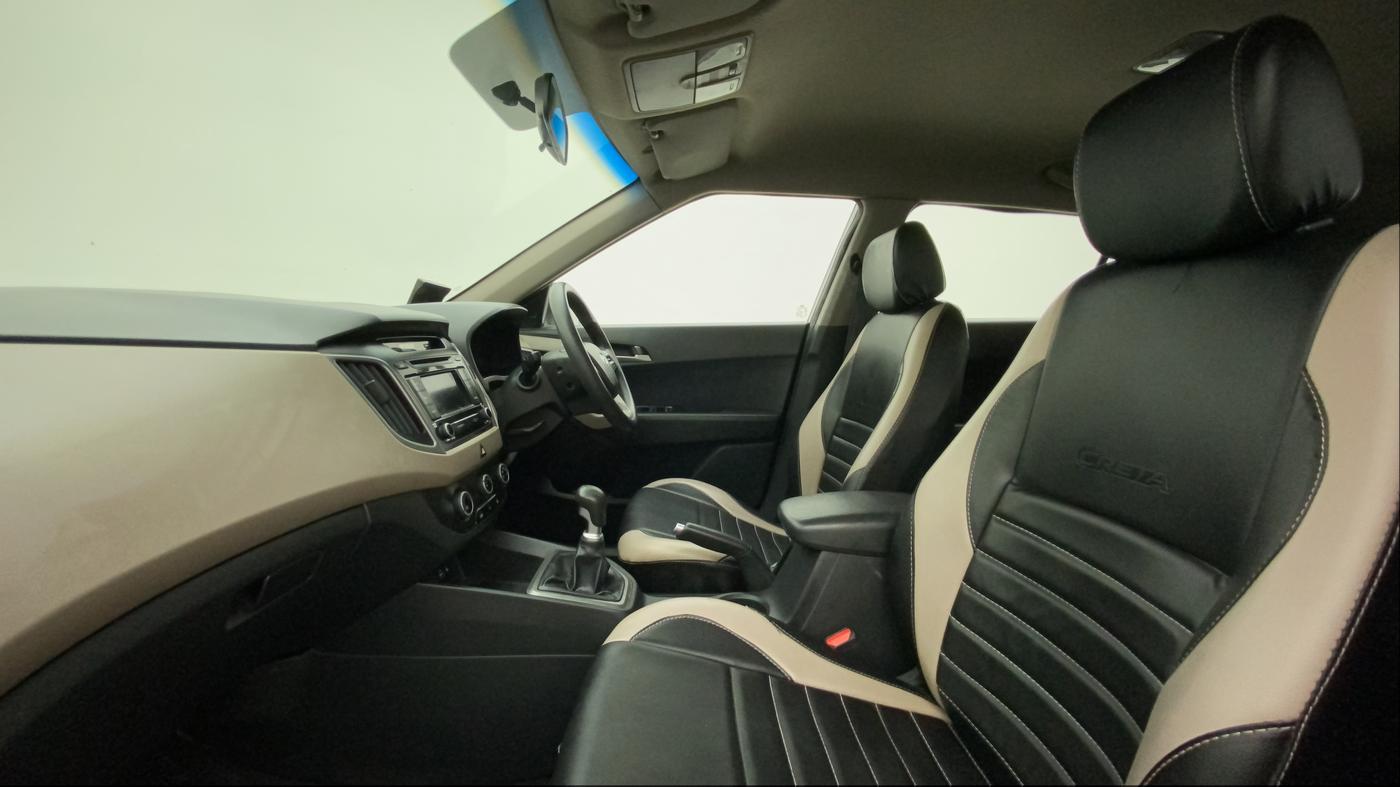 2016 Hyundai Creta S 1.6 PETROL, Petrol, Manual, 77,377 km, Right Side Front Door Cabin