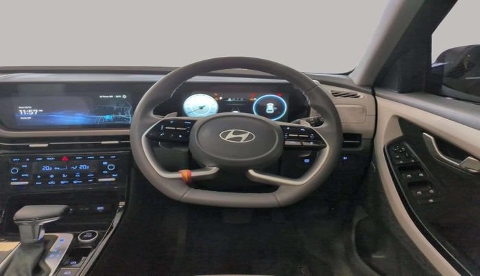 2025 Hyundai Creta SX (O) 1.5 DIESEL AT, Diesel, Automatic, 3,210 km, Steering Wheel Close Up