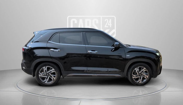2025 Hyundai Creta SX (O) 1.5 DIESEL AT, Diesel, Automatic, 3,210 km, Right Side View