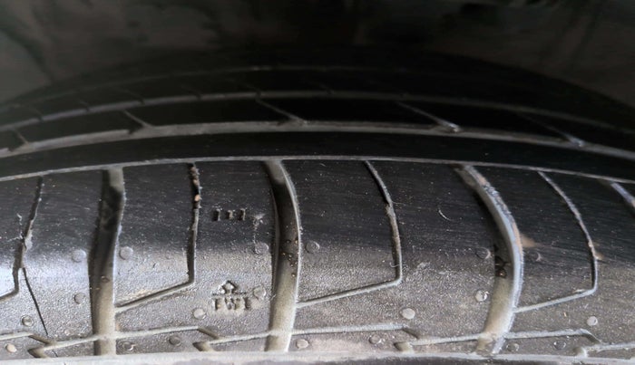 2025 Hyundai Creta SX (O) 1.5 DIESEL AT, Diesel, Automatic, 3,210 km, Left Front Tyre Tread