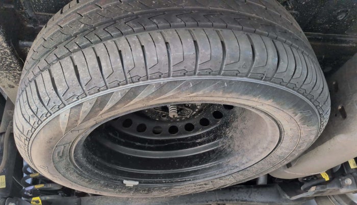 2024 Hyundai ALCAZAR Prestige 7 STR 1.5 Diesel MT, Petrol, Manual, 4,962 km, Spare Tyre