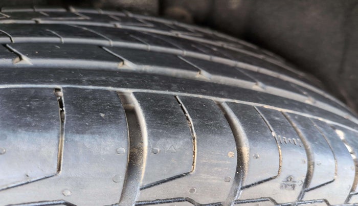 2024 Hyundai ALCAZAR Prestige 7 STR 1.5 Diesel MT, Petrol, Manual, 4,962 km, Left Front Tyre Tread