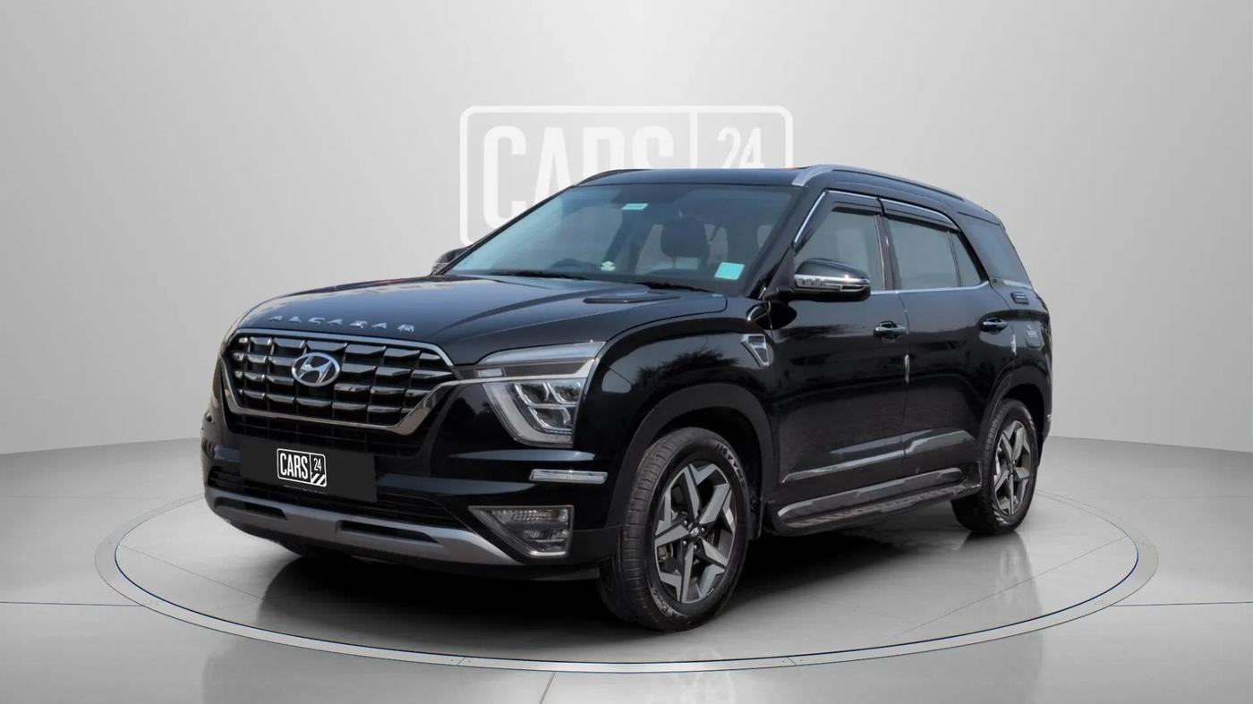2024 Hyundai ALCAZAR PRESTIGE 1.5 TURBO PETROL MT 7STR, Petrol, Manual, 4,962 km, Left Front Diagonal