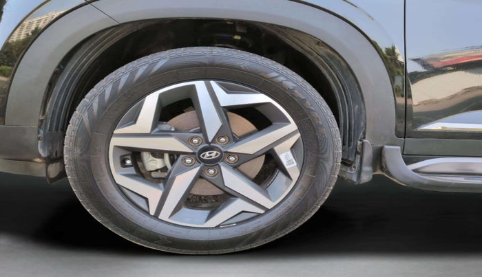 2024 Hyundai ALCAZAR Prestige 7 STR 1.5 Diesel MT, Petrol, Manual, 4,962 km, Left Front Wheel