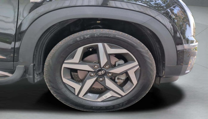 2024 Hyundai ALCAZAR Prestige 7 STR 1.5 Diesel MT, Petrol, Manual, 4,962 km, Right Front Wheel