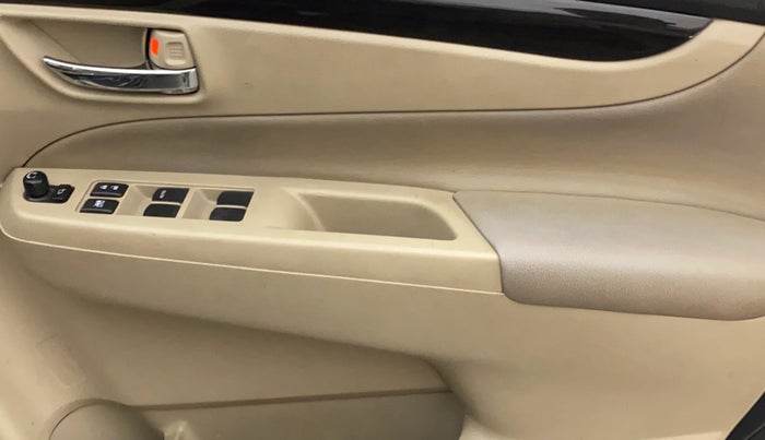 2017 Maruti Ciaz ALPHA  AT 1.4  PETROL, Petrol, Automatic, 28,176 km, Driver Side Door Panels Control