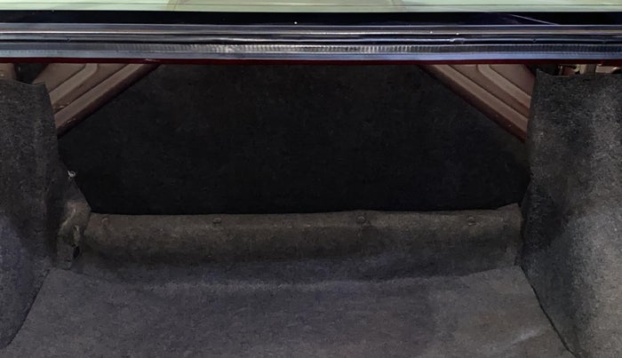 2016 Honda City 1.5L I-VTEC VX, Petrol, Manual, 1,11,496 km, Boot Inside