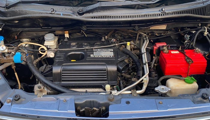 2013 Maruti Wagon R 1.0 VXI, CNG, Manual, 80,182 km, Engine View