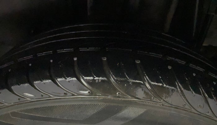 2016 Tata Tiago XT PETROL, Petrol, Manual, 71,957 km, Left Rear Tyre Tread