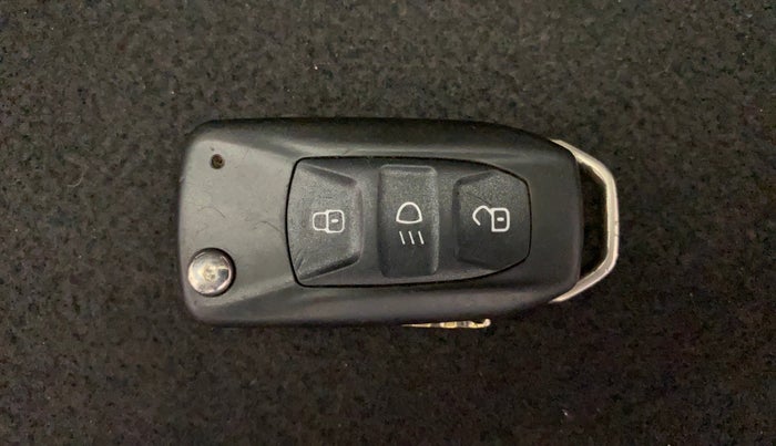 2016 Tata Tiago XT PETROL, Petrol, Manual, 71,957 km, Key Close Up