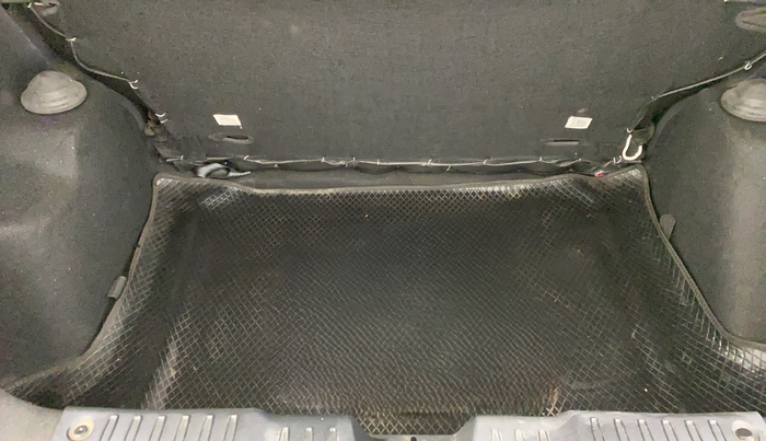 2023 Tata ALTROZ XM PLUS SUNROOF, Petrol, Manual, 19,692 km, Boot Inside