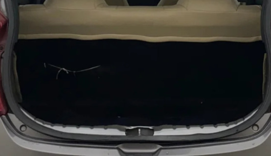 2013 Hyundai Eon D-LITE+, Petrol, Manual, 84,006 km, Boot Inside