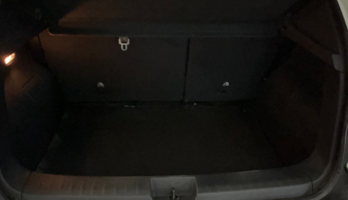 2025 Nissan MAGNITE N-Connecta B4D 1.0 Petrol MT, Petrol, Manual, 2,786 km, Boot Inside