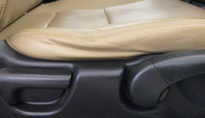 2017 Honda City 1.5L I-VTEC ZX CVT, Petrol, Automatic, 45,173 km, Driver Side Adjustment Panel