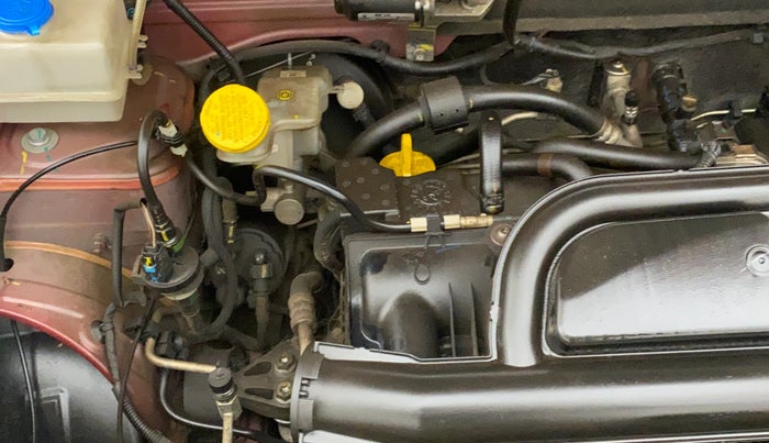 2020 Renault Kwid RXT 1.0 (O), Petrol, Manual, 35,935 km, Engine View - Right