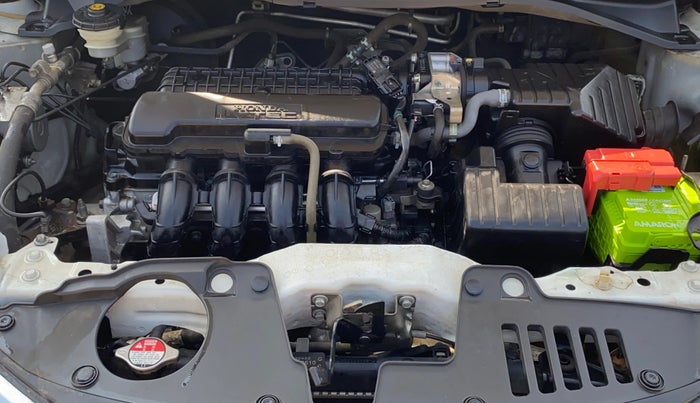 2017 Honda Brio VX MT, Petrol, Manual, 1,01,621 km, Engine View