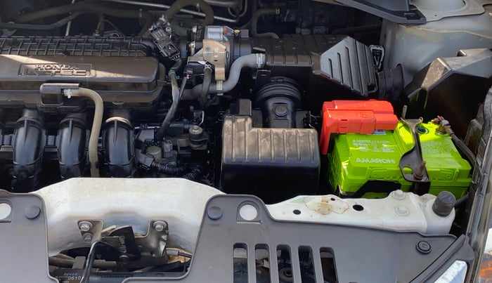 2017 Honda Brio VX MT, Petrol, Manual, 1,01,621 km, Engine View - Left