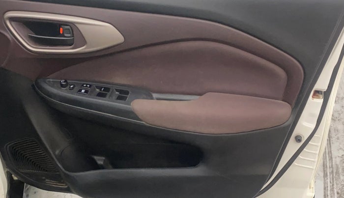 2023 Maruti FRONX DELTA PLUS 1.2MT, Petrol, Manual, 61,451 km, Driver Side Door Panels Control