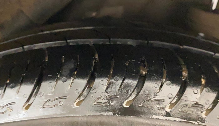 2018 Hyundai Verna 1.6 EX VTVT AT, Petrol, Automatic, 87,019 km, Left Rear Tyre Tread