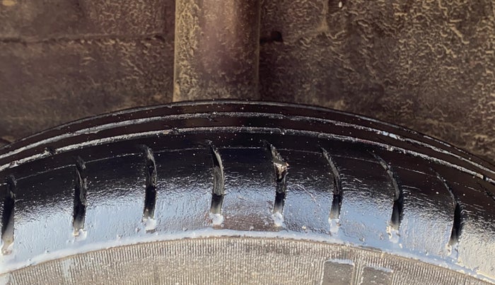 2017 Hyundai Grand i10 SPORTZ 1.1 CRDI, Diesel, Manual, 69,922 km, Right Rear Tyre Tread