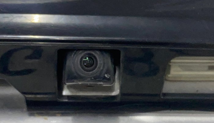 2018 Mahindra XUV500 W9 AT, Diesel, Automatic, 88,814 km, Parking Camera