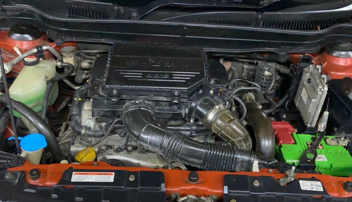 2017 Maruti Vitara Brezza ZDI, Diesel, Manual, 39,583 km, Engine View