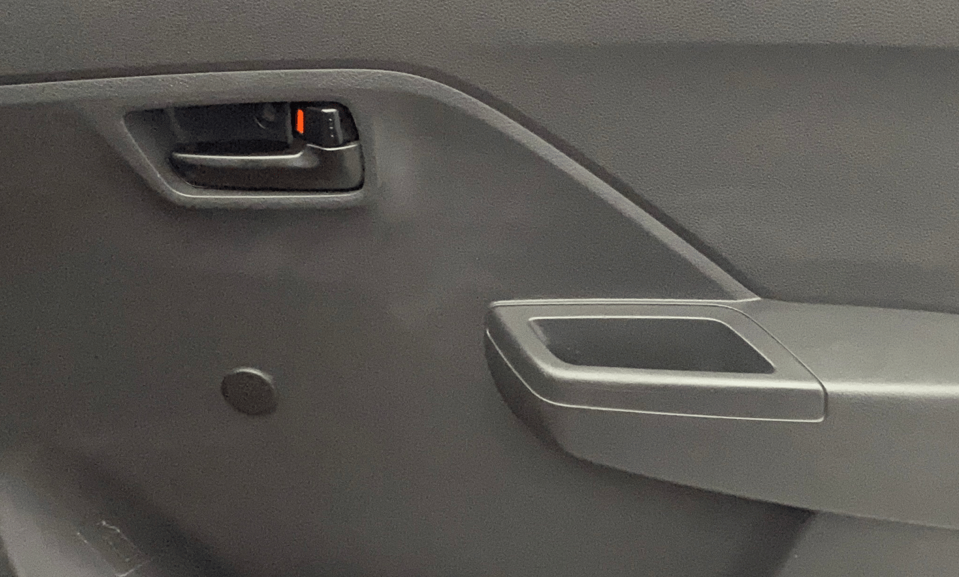 2022 Maruti Alto K10 LXI, CNG, Manual, 51,407 km, Driver Side Door Panels Control