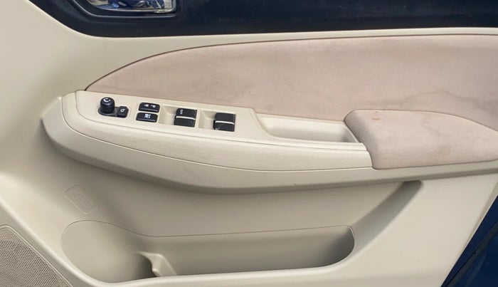 2020 Maruti Dzire VXI, Petrol, Manual, 49,779 km, Driver Side Door Panels Control