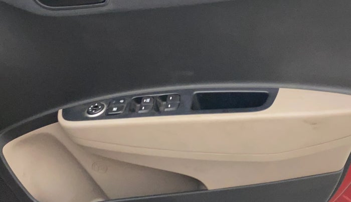 2018 Hyundai Grand i10 MAGNA 1.2 KAPPA VTVT, Petrol, Manual, 66,969 km, Driver Side Door Panels Control