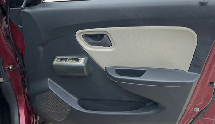 2015 Maruti Alto K10 LXI CNG, CNG, Manual, 50,747 km, Driver Side Door Panels Control