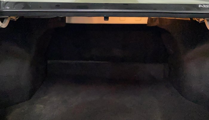 2015 Maruti Ciaz VXI+, Petrol, Manual, 59,542 km, Boot Inside