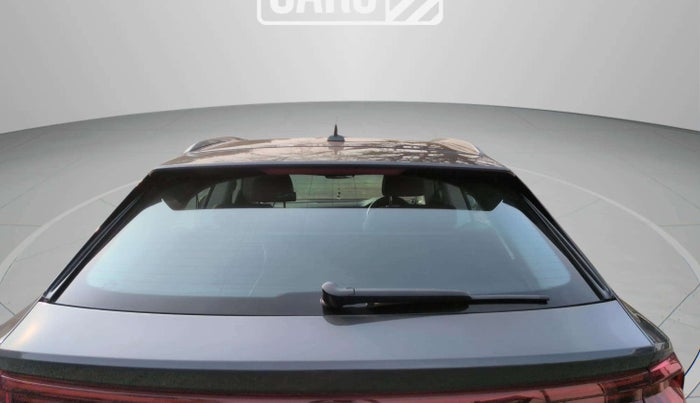 2019 Audi Q8 55 TFSI quattro, Petrol, Automatic, 19,992 km, Rear Windshield