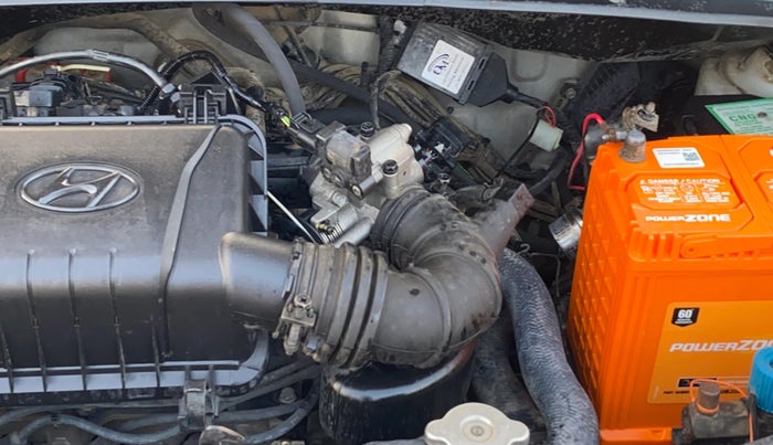 2014 Hyundai i10 SPORTZ 1.1, CNG, Manual, 87,563 km, Engine View - Left