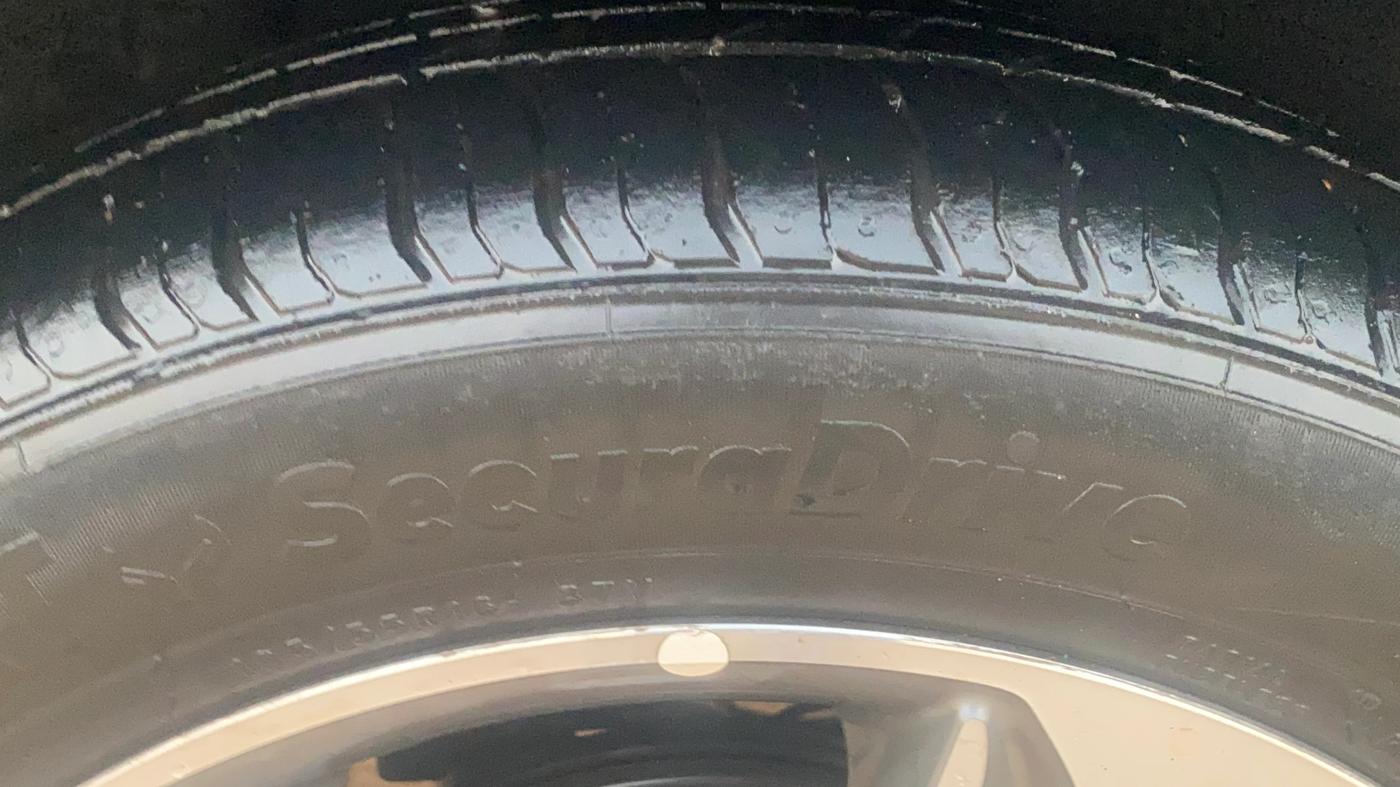 2019 Hyundai Verna 1.6 VTVT SX O, Petrol, Manual, 98,190 km, Right Rear Tyre Tread