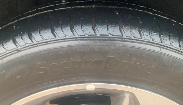 2019 Hyundai Verna 1.6 VTVT SX O, Petrol, Manual, 98,190 km, Right Rear Tyre Tread