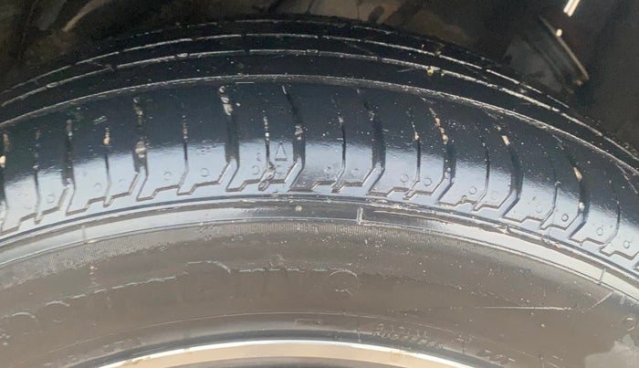 2019 Hyundai Verna 1.6 VTVT SX O, Petrol, Manual, 98,190 km, Left Rear Tyre Tread