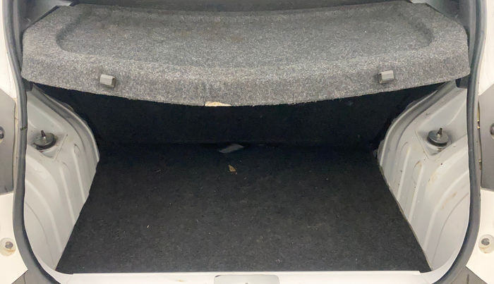 2021 Renault Kwid RXT 1.0 (O), Petrol, Manual, 18,502 km, Boot Inside