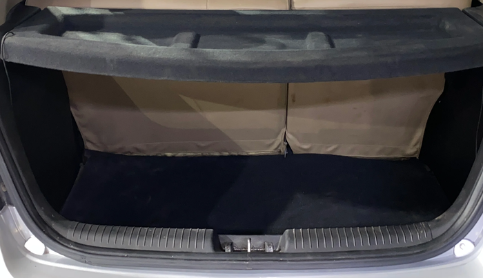 2013 Hyundai i20 SPORTZ 1.2, Petrol, Manual, 66,248 km, Boot Inside