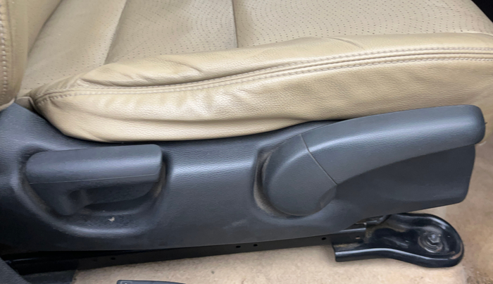 2017 Honda City 1.5L I-VTEC ZX CVT, Petrol, Automatic, 85,706 km, Driver Side Adjustment Panel