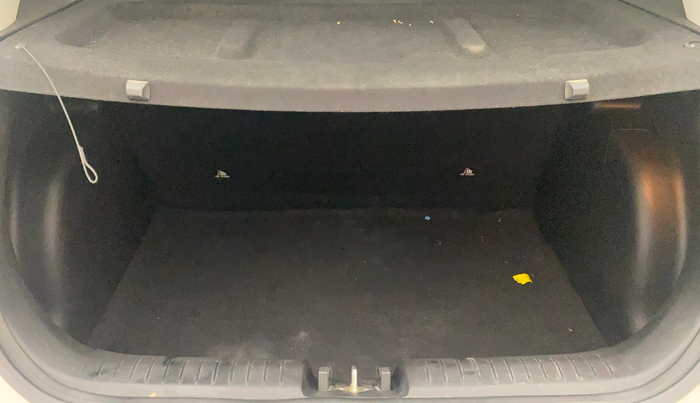 2019 Hyundai VENUE SX 1.0 TURBO, Petrol, Manual, 72,170 km, Boot Inside