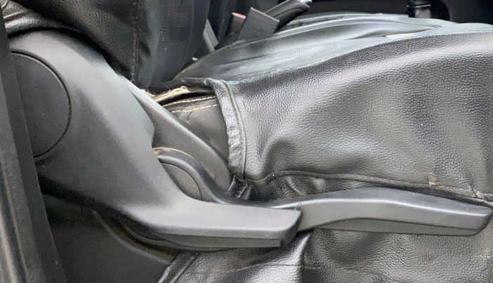 2021 Maruti XL6 ZETA MT, Petrol, Manual, 77,479 km, Driver Side Adjustment Panel