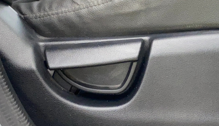 2018 Hyundai NEW SANTRO SPORTZ AMT, Petrol, Automatic, 33,260 km, Driver Side Adjustment Panel