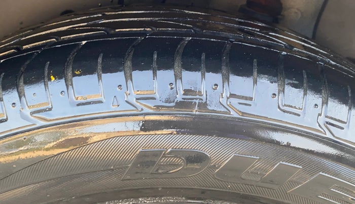 2018 Hyundai Creta SX AT 1.6 PETROL, Petrol, Automatic, 31,014 km, Left Rear Tyre Tread