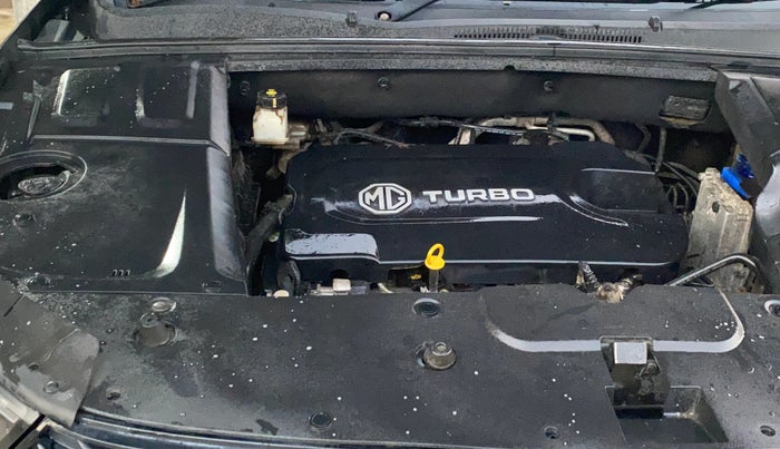 2021 MG HECTOR PLUS SHARP 2.0 DIESEL TURBO MT 6-STR, Diesel, Manual, 51,381 km, Engine View - Right