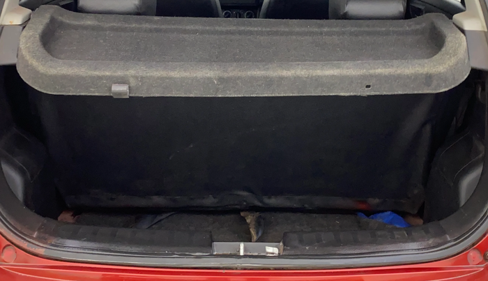 2014 Maruti Swift VXI, Petrol, Manual, 40,974 km, Boot Inside