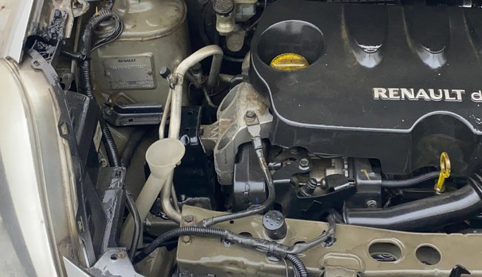 2013 Renault Scala RXE DIESEL, Diesel, Manual, 1,18,187 km, Engine View - Right