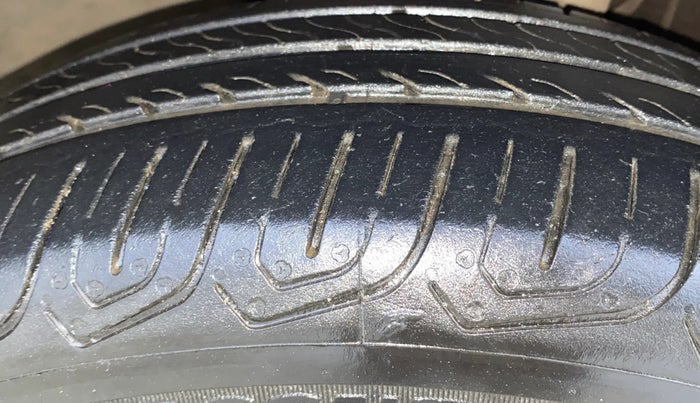 2018 Honda Jazz 1.2L I-VTEC V, Petrol, Manual, 42,213 km, Left Front Tyre Tread