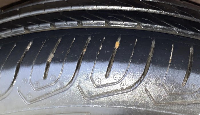 2018 Honda Jazz 1.2L I-VTEC V, Petrol, Manual, 42,213 km, Left Rear Tyre Tread